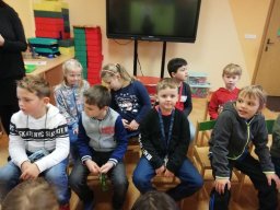 divadelni predstaveni  v ms pro skolacky a prvnacky 04